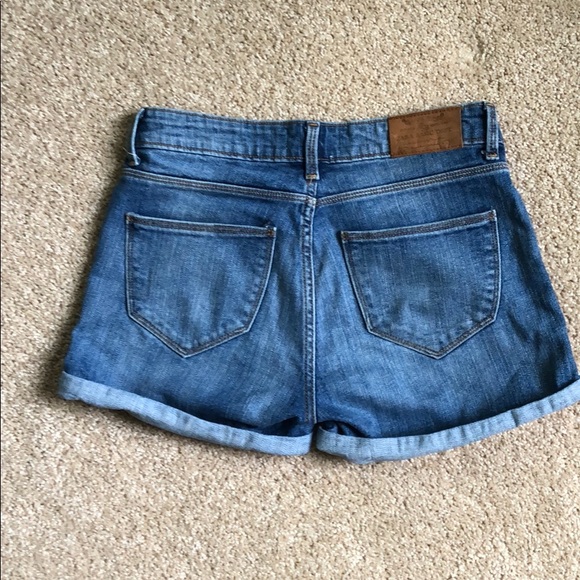 Zara Denim Short - Picture 2 of 6